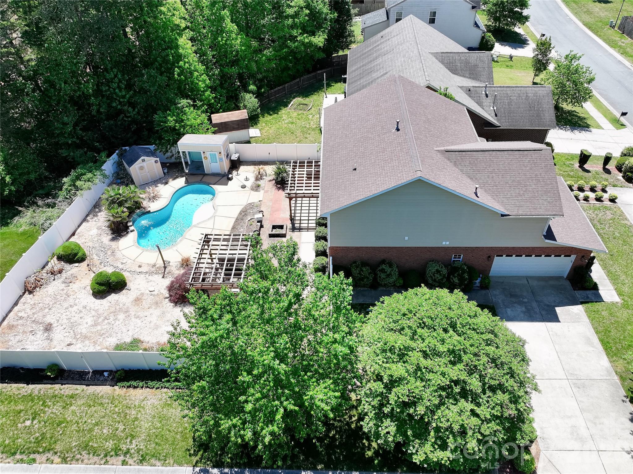 1758 Newland Road Denver NC 28037