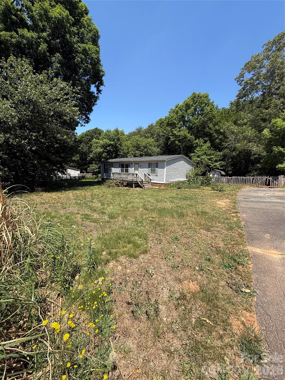 6237 Burnhurst Lane Denver NC 28037