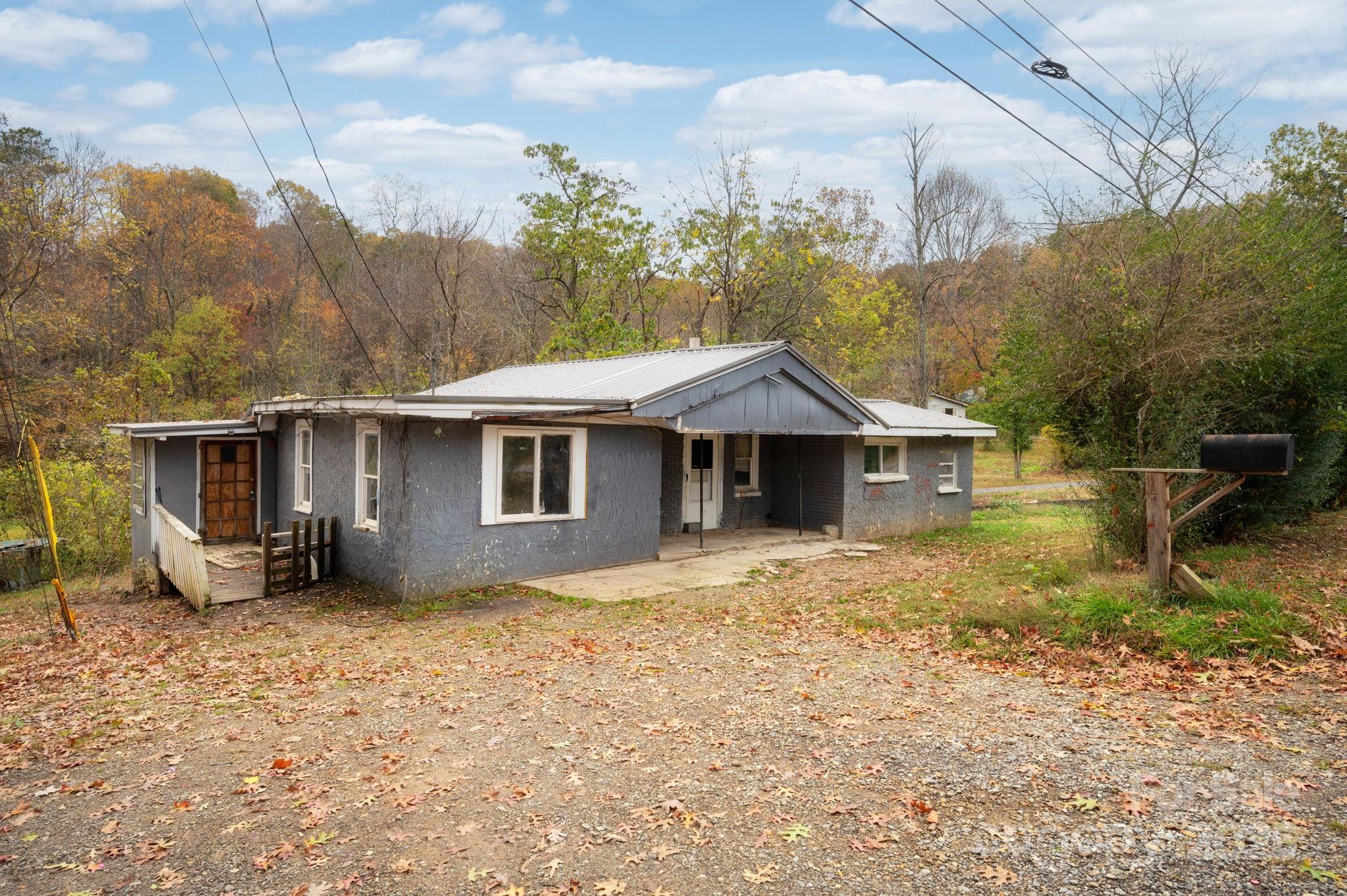 226 Mount Allen Heights Black Mountain NC 28711