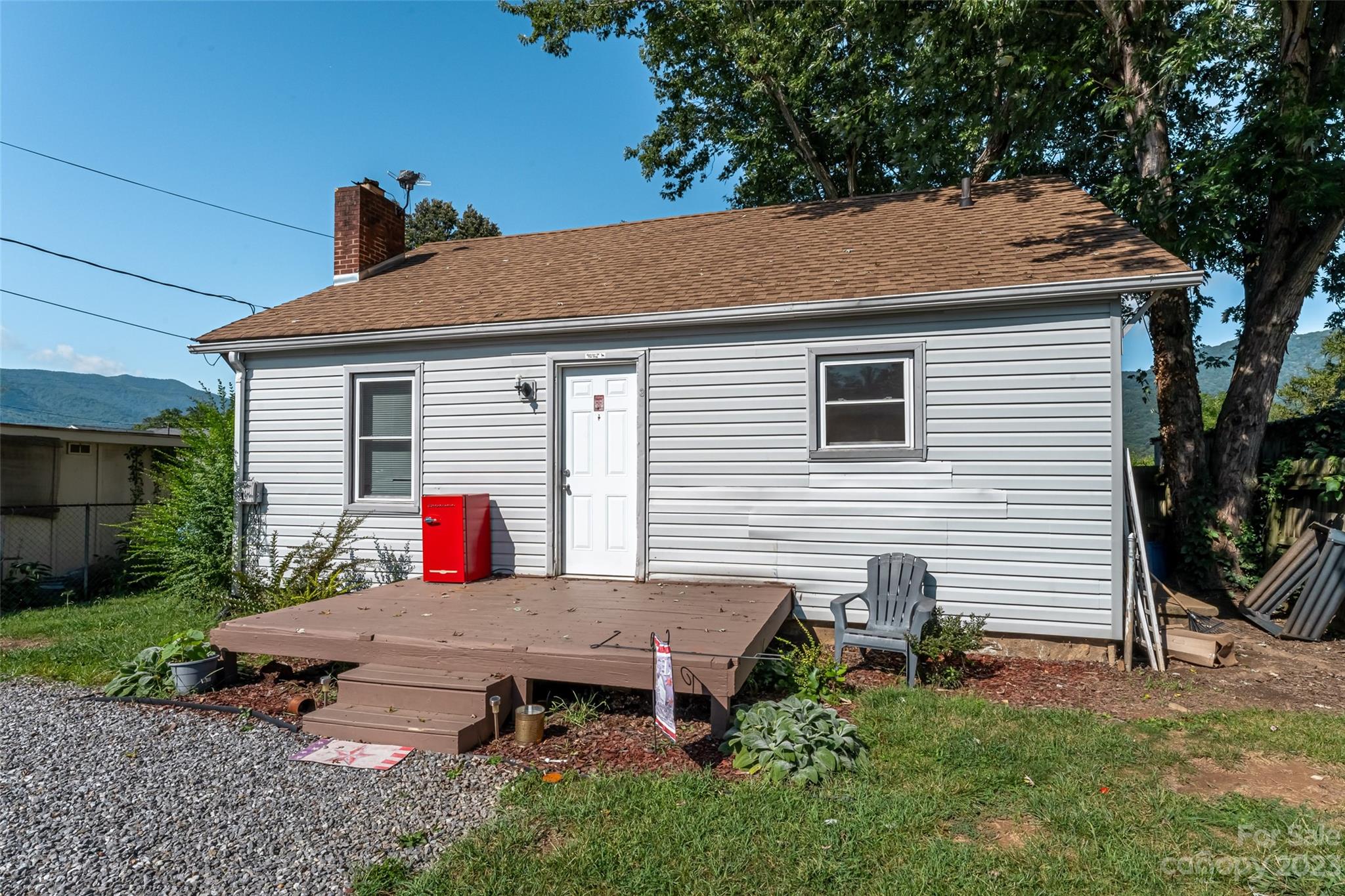 33 Maxwell Street Waynesville NC 28786