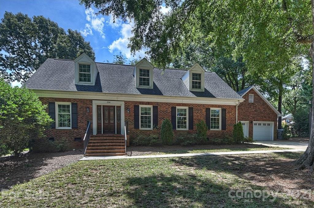 2541 Robin Hill Drive Charlotte NC 28210