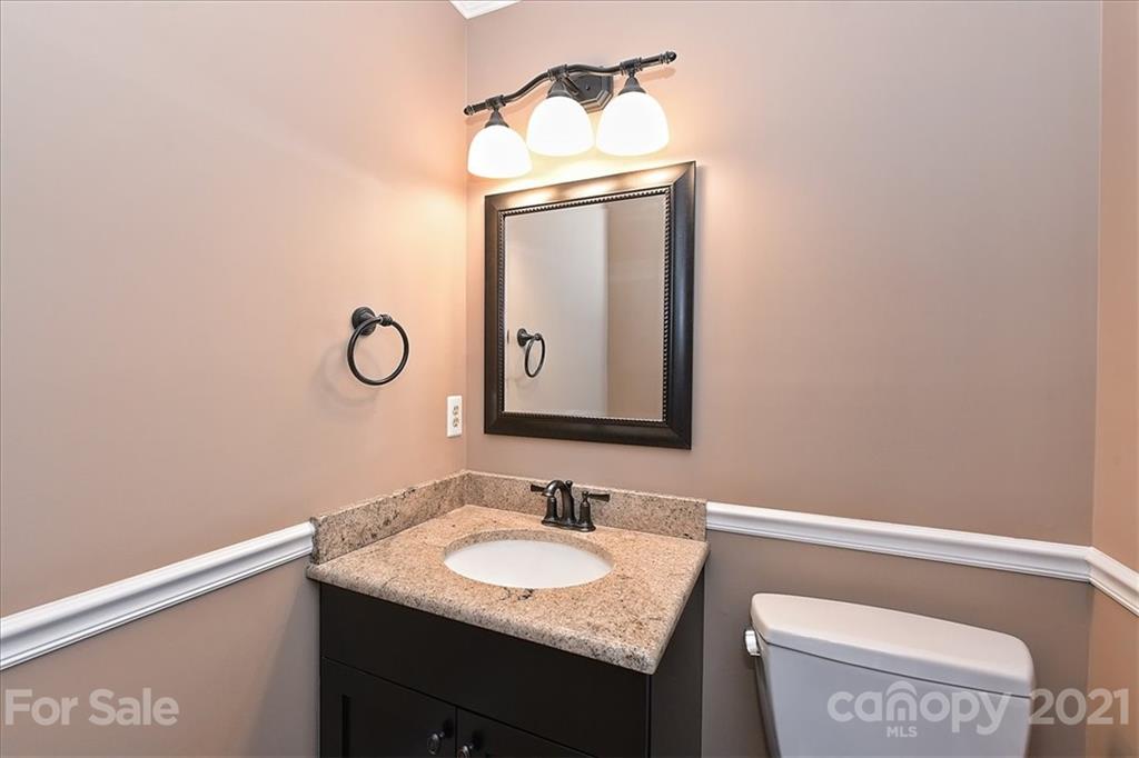 2541 Robin Hill Drive Charlotte NC 28210