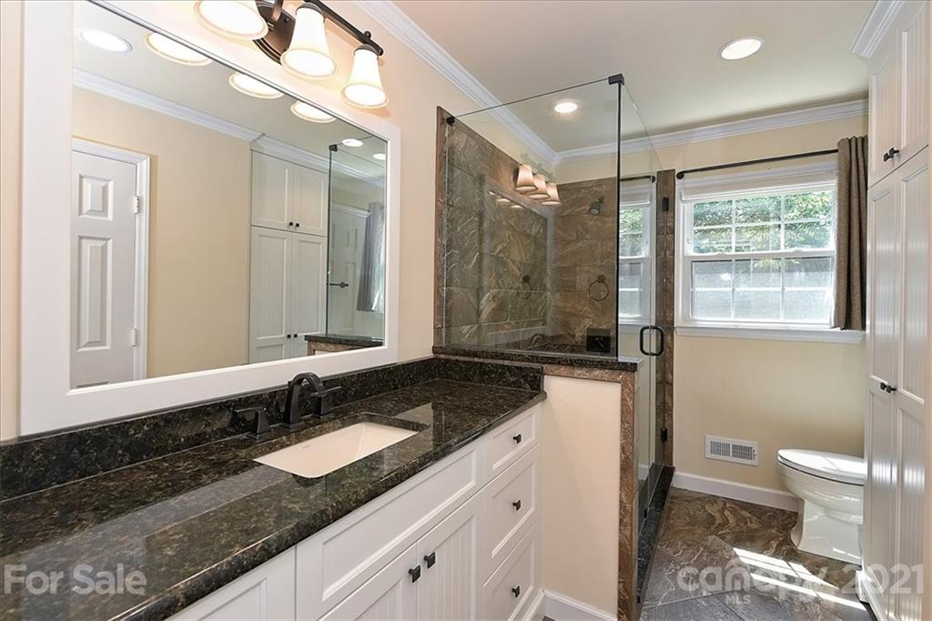 2541 Robin Hill Drive Charlotte NC 28210