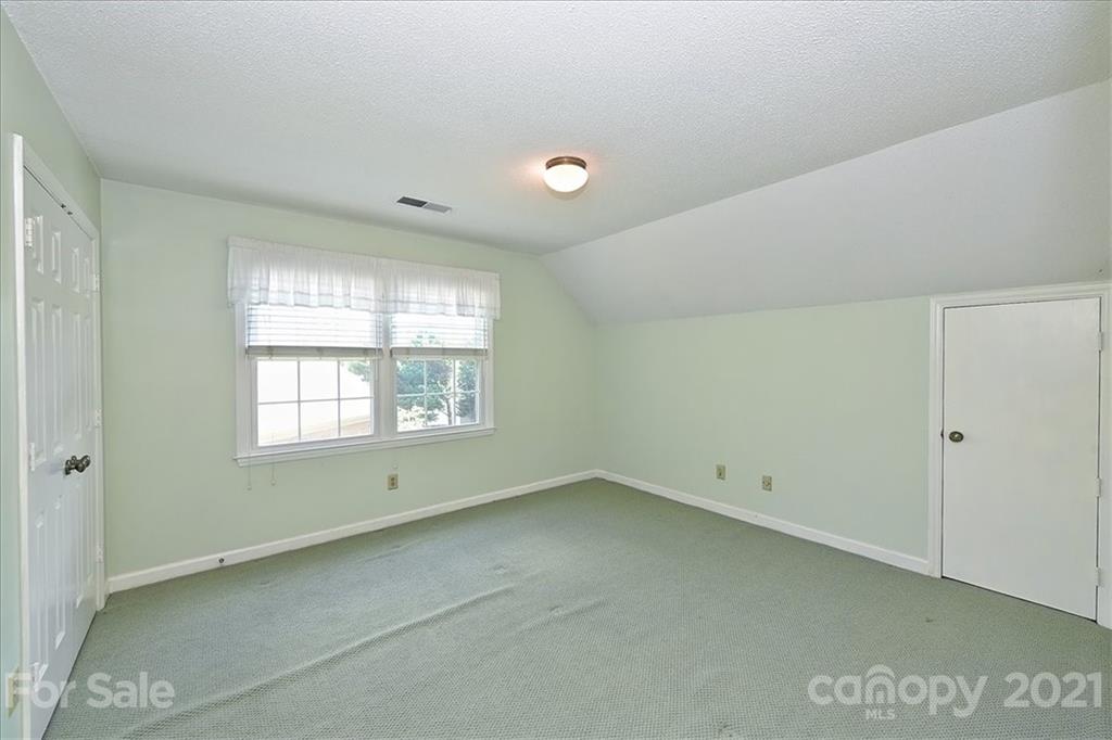 2541 Robin Hill Drive Charlotte NC 28210