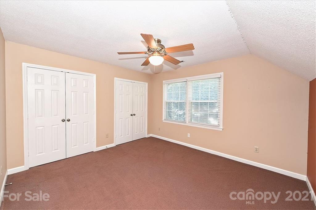 2541 Robin Hill Drive Charlotte NC 28210