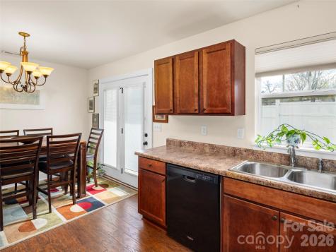 101 Monmouth Way Candler NC 28715