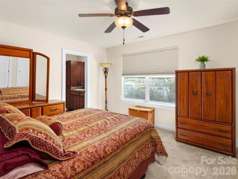 101 Monmouth Way Candler NC 28715