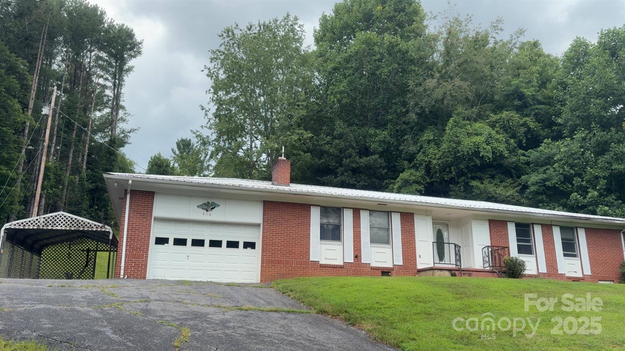 456 Duck Branch Bakersville NC 28705