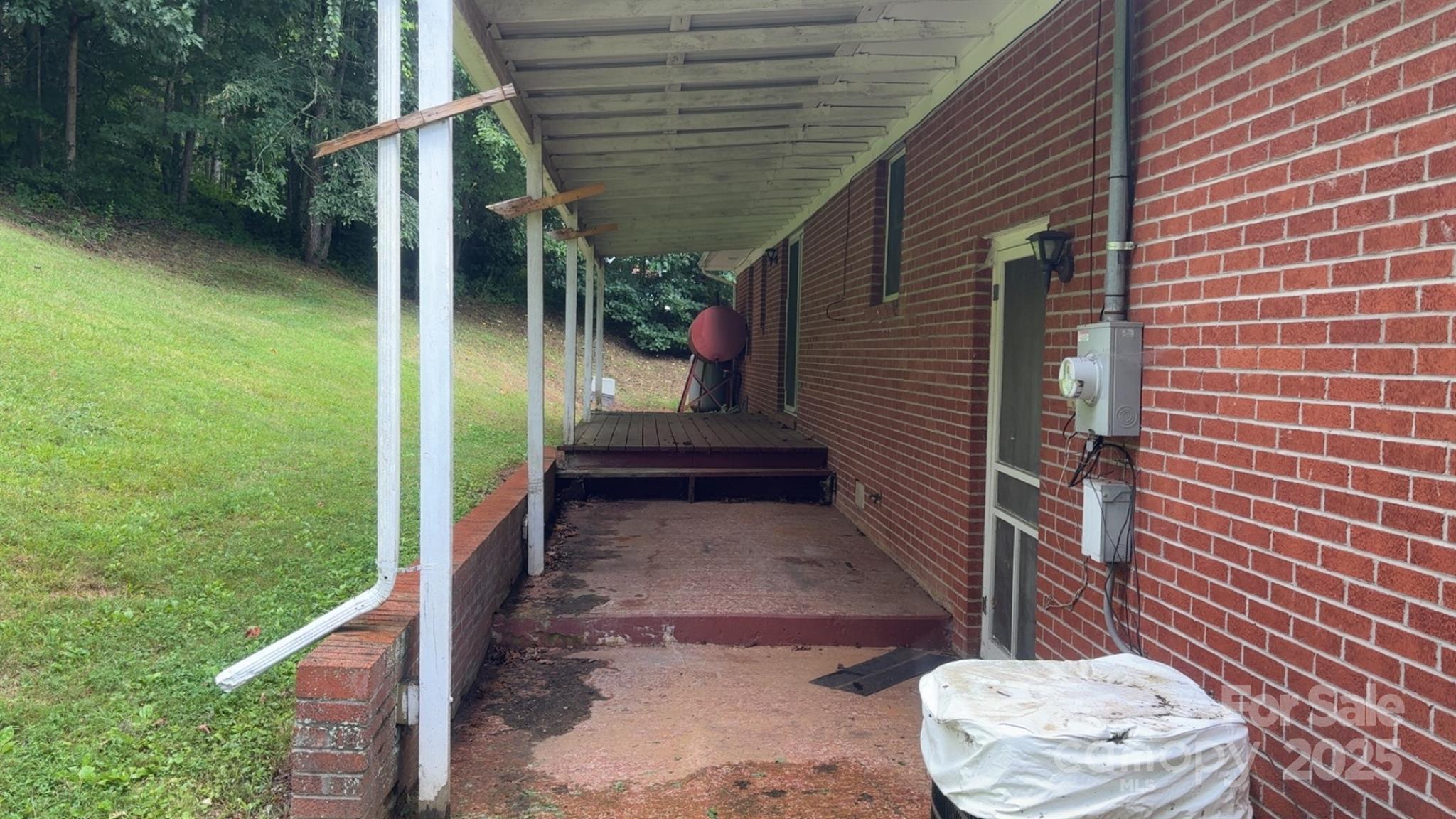 456 Duck Branch Bakersville NC 28705