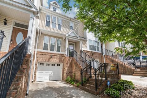 7111 Founders Club Court Charlotte NC 28269
