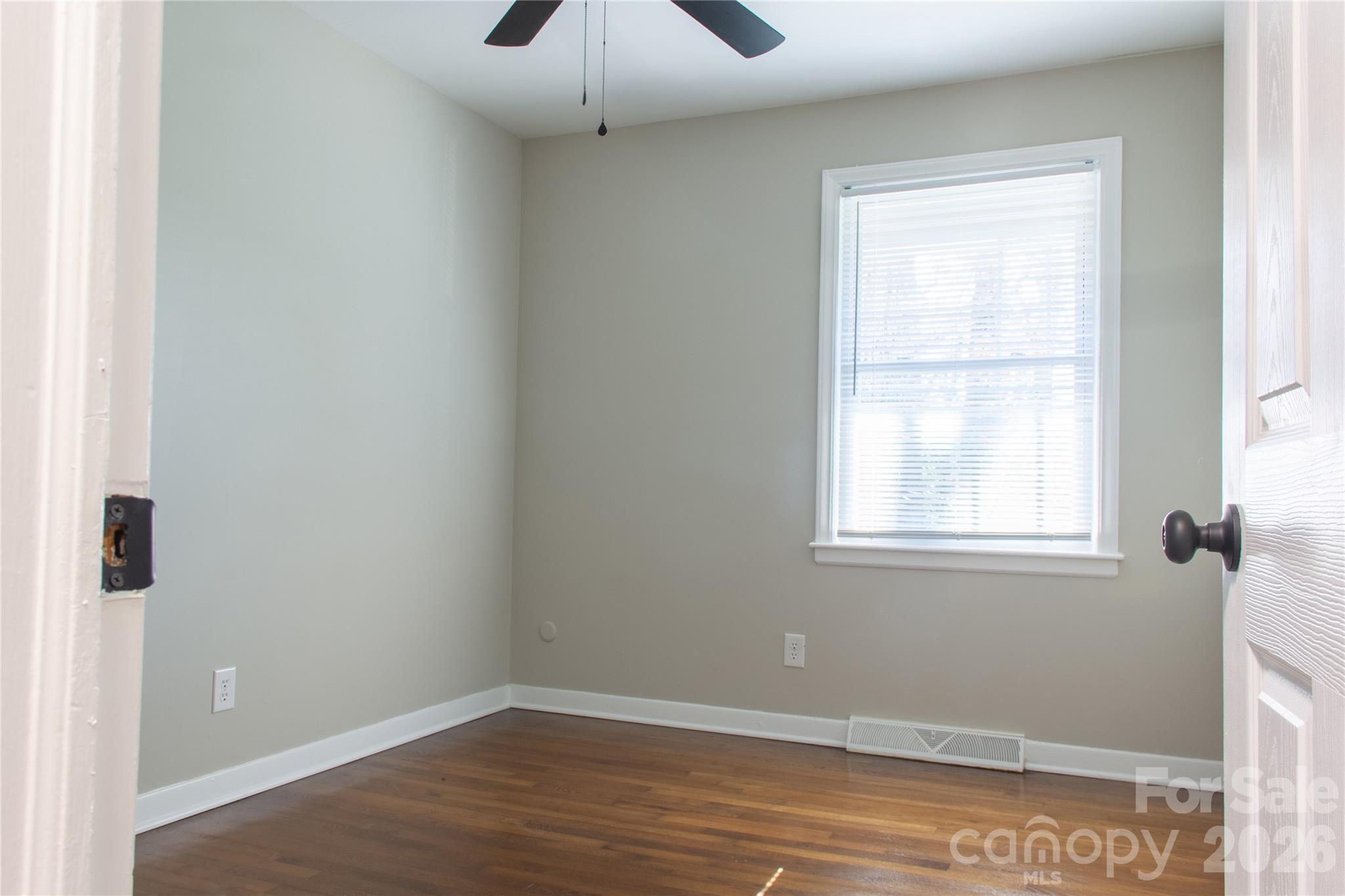 2854 Burbank Drive Charlotte NC 28216
