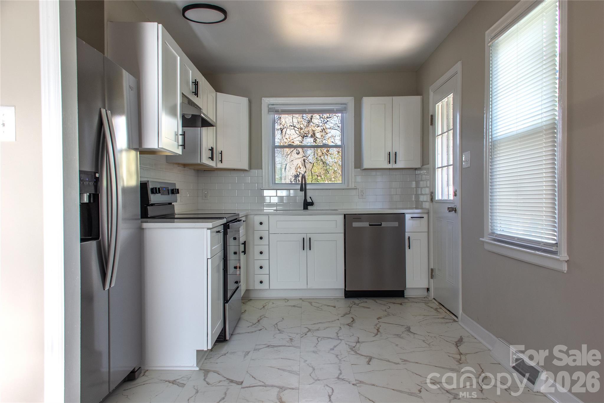 2854 Burbank Drive Charlotte NC 28216