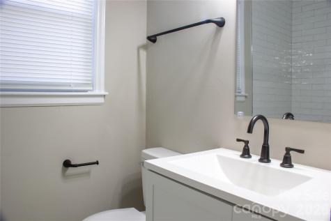 2854 Burbank Drive Charlotte NC 28216