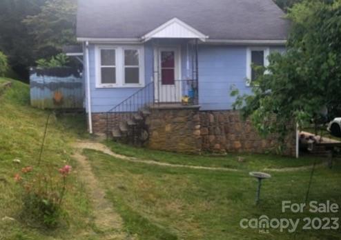 99 Little Oak Street Canton NC 28716