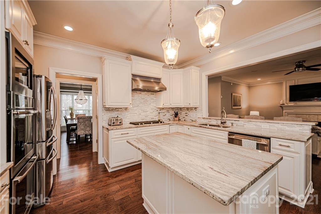 9804 Andrea Way Charlotte NC 28277