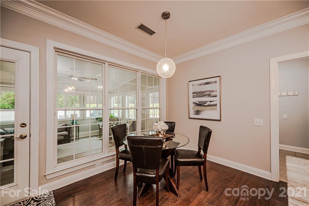 9804 Andrea Way Charlotte NC 28277