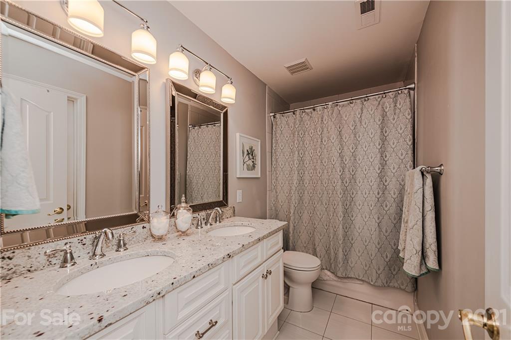 9804 Andrea Way Charlotte NC 28277