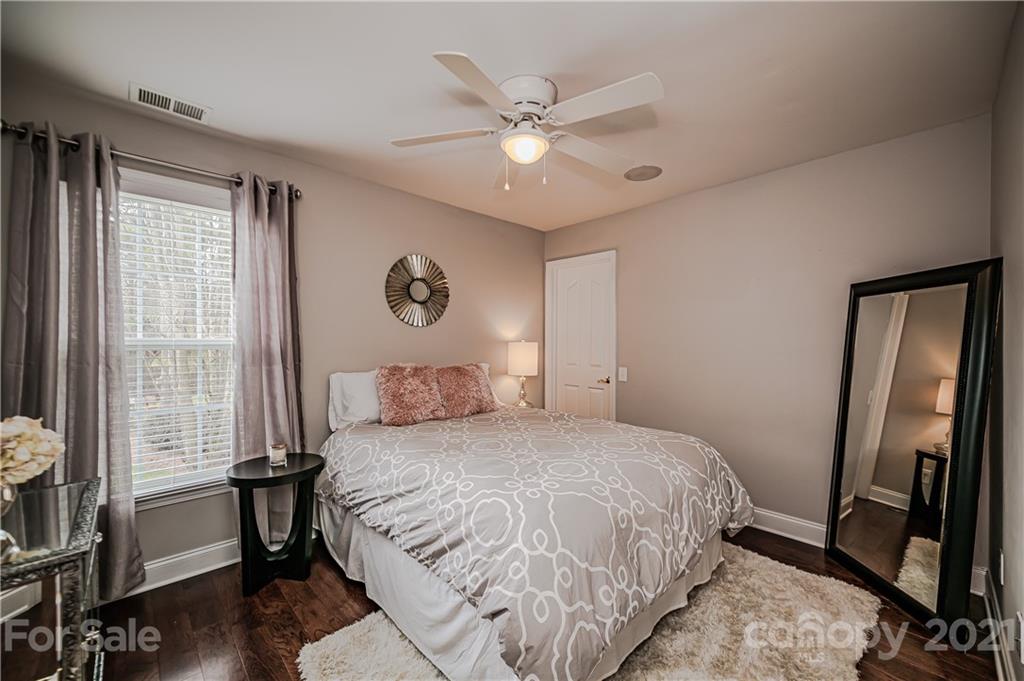 9804 Andrea Way Charlotte NC 28277