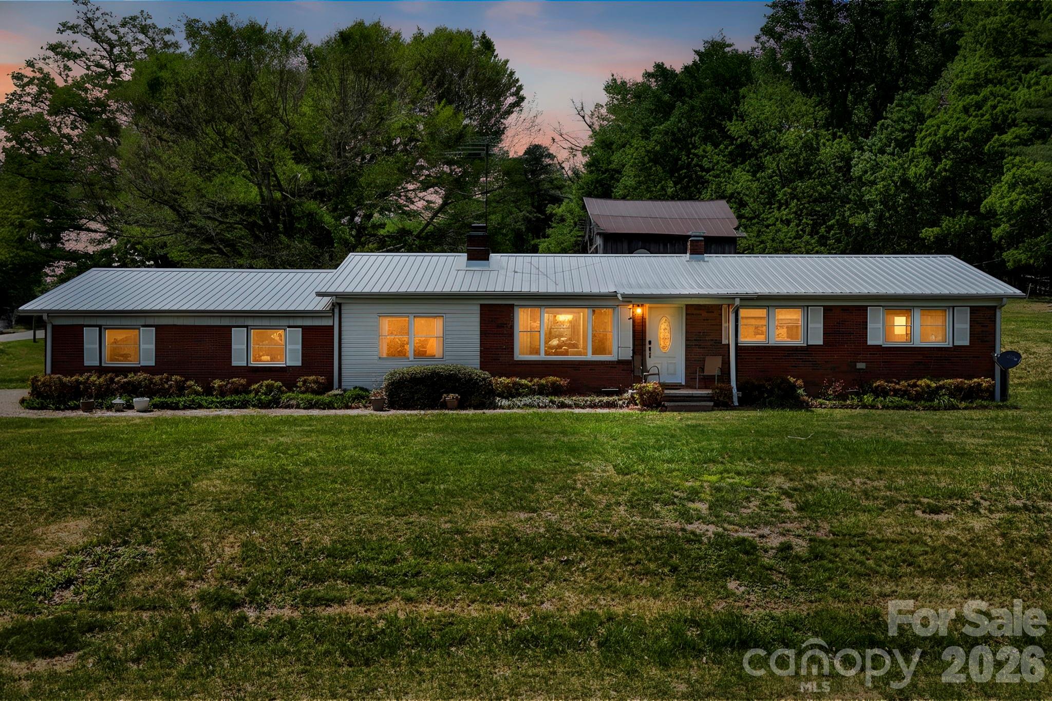 18 Hilda Lane Mills River NC 28759