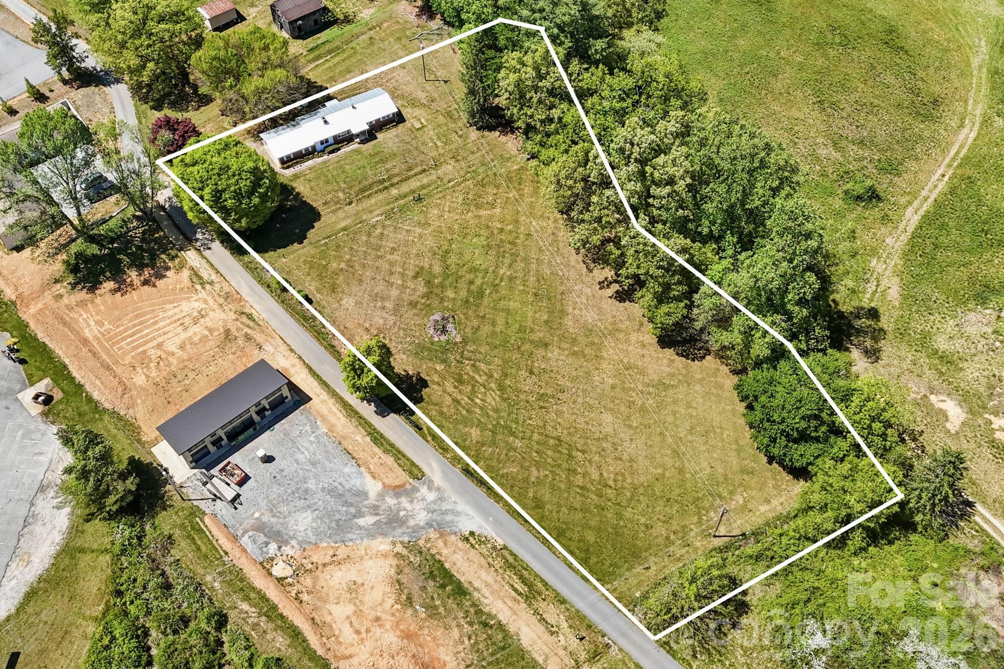 18 Hilda Lane Mills River NC 28759