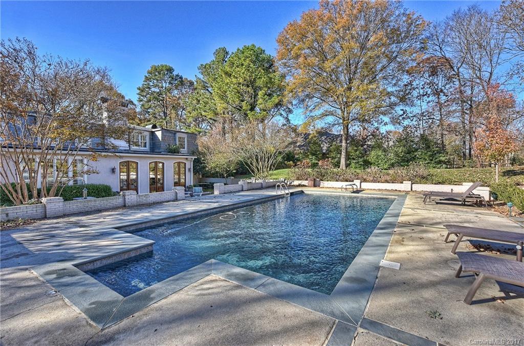 4501 Parview Drive N Charlotte NC 28226