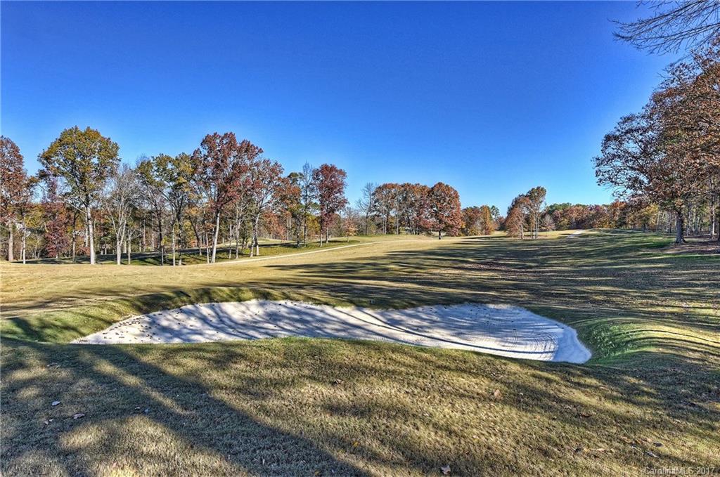 4501 Parview Drive N Charlotte NC 28226