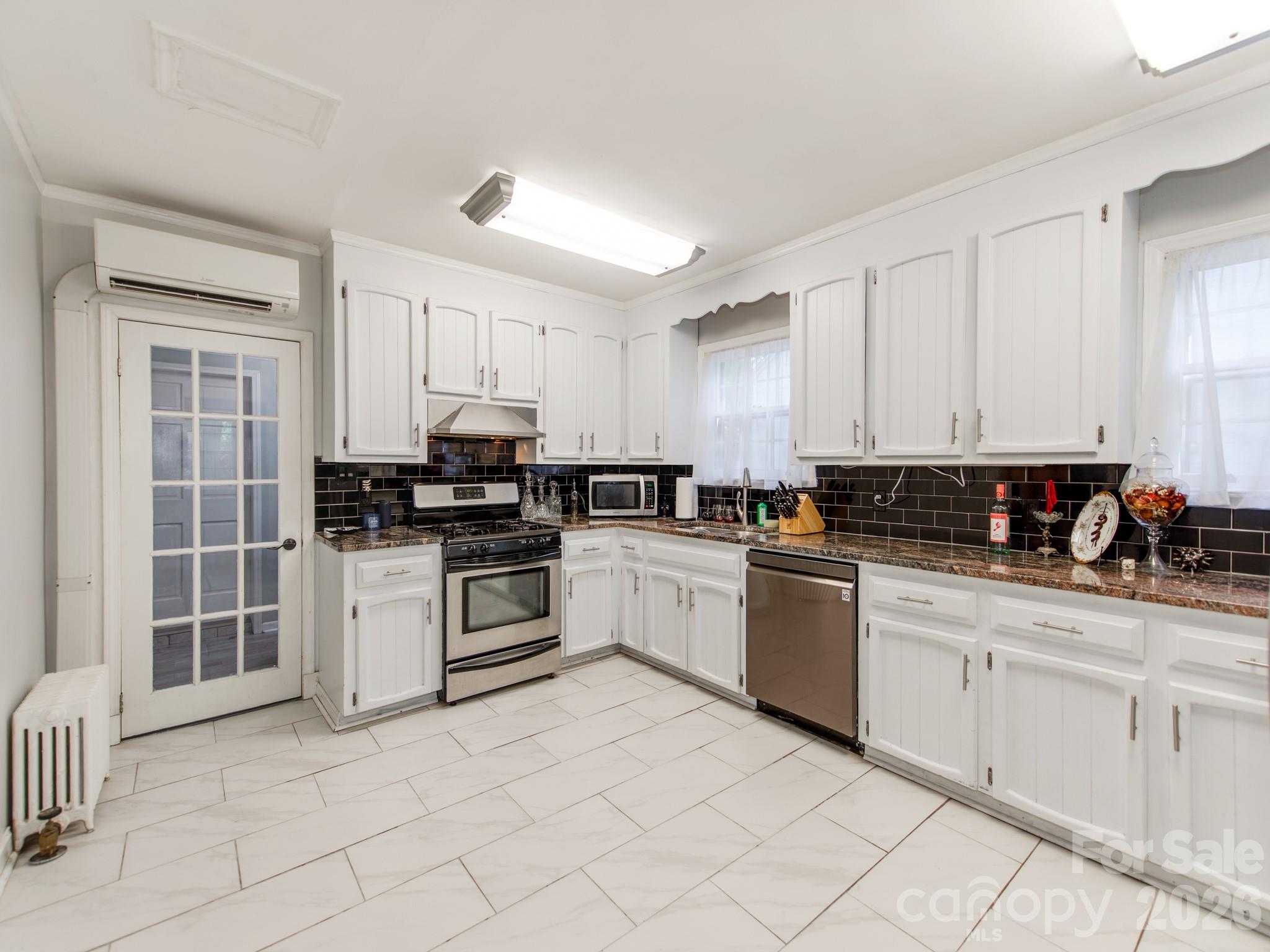 1209 Oakwood Avenue Gastonia NC 28052
