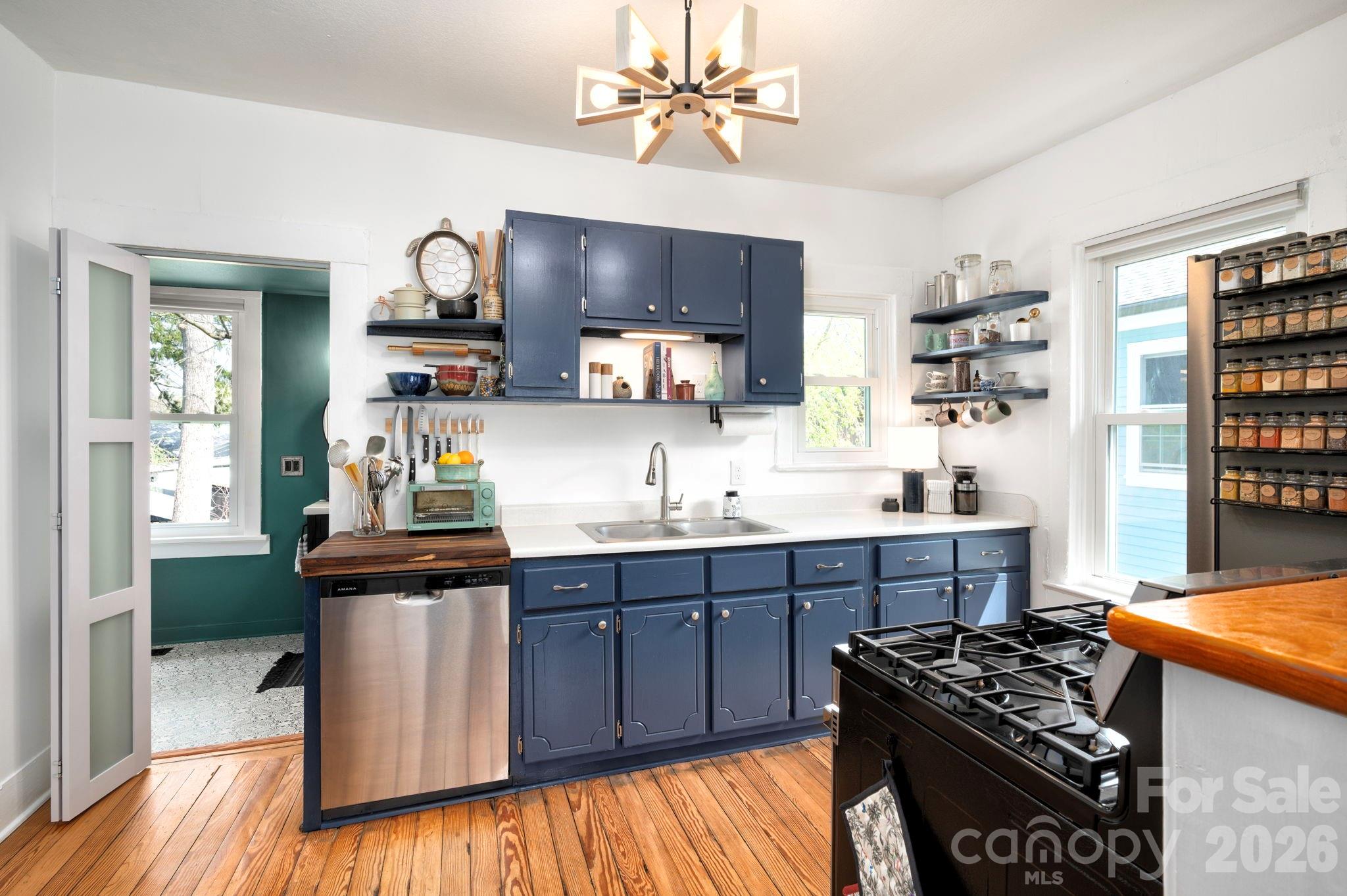 334 Hillside Street Asheville NC 28801