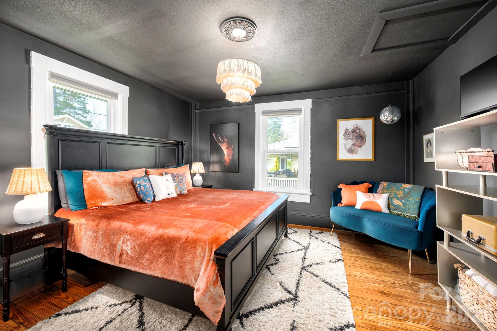 334 Hillside Street Asheville NC 28801