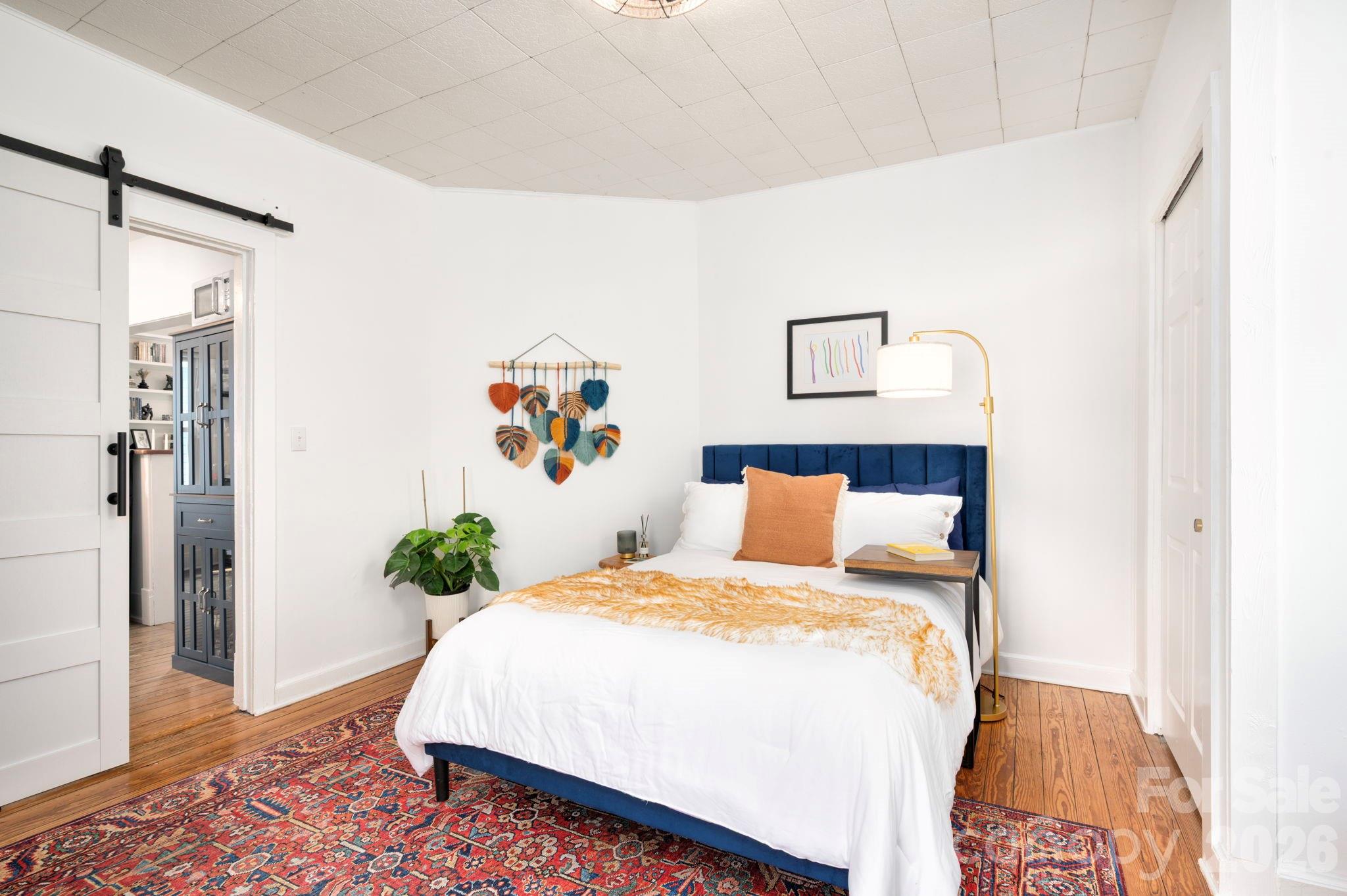 334 Hillside Street Asheville NC 28801