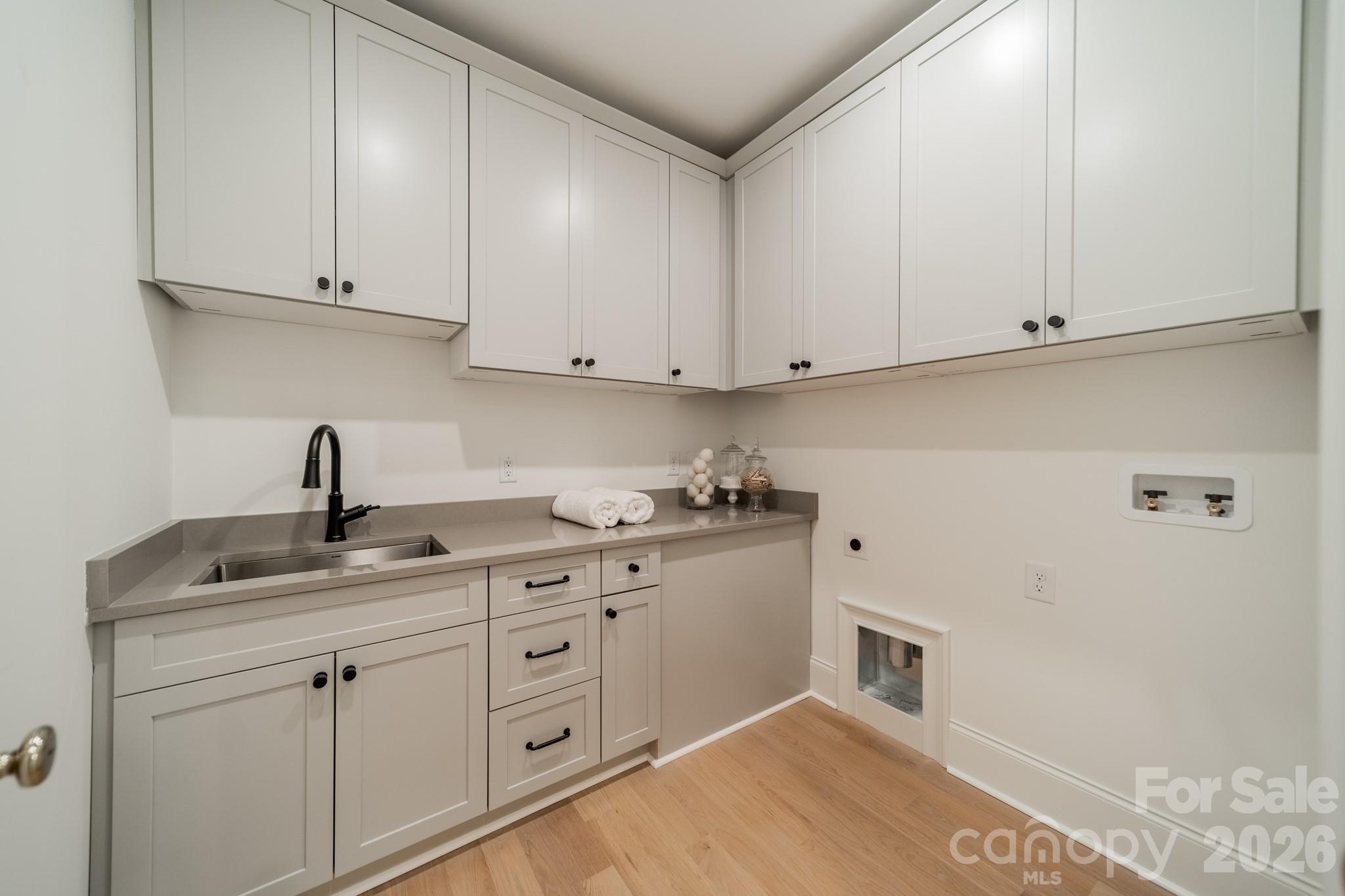 4004 Nettie Court Charlotte NC 28211