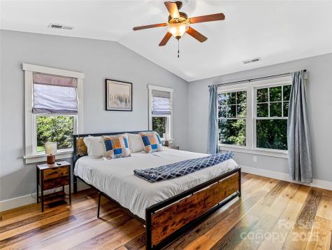 202 Mostert Drive Asheville NC 28804