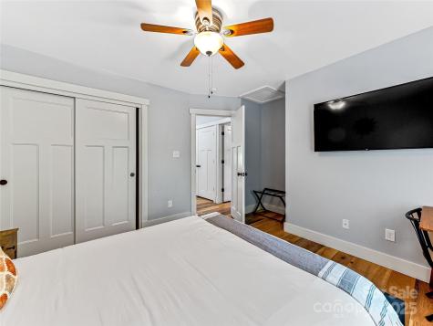 202 Mostert Drive Asheville NC 28804