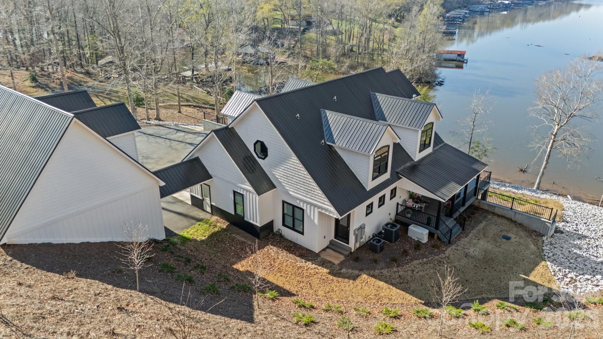 587 Carolina Drive Troy NC 27371