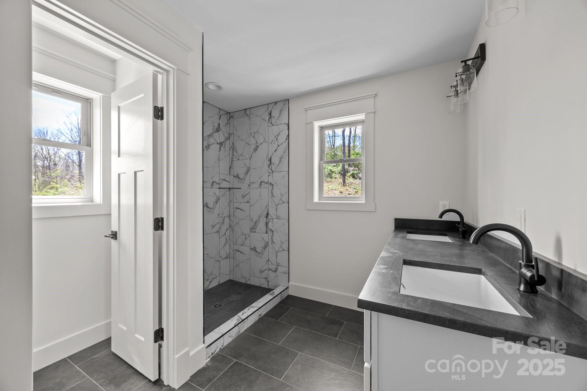 93 Glendale Avenue Asheville NC 28803