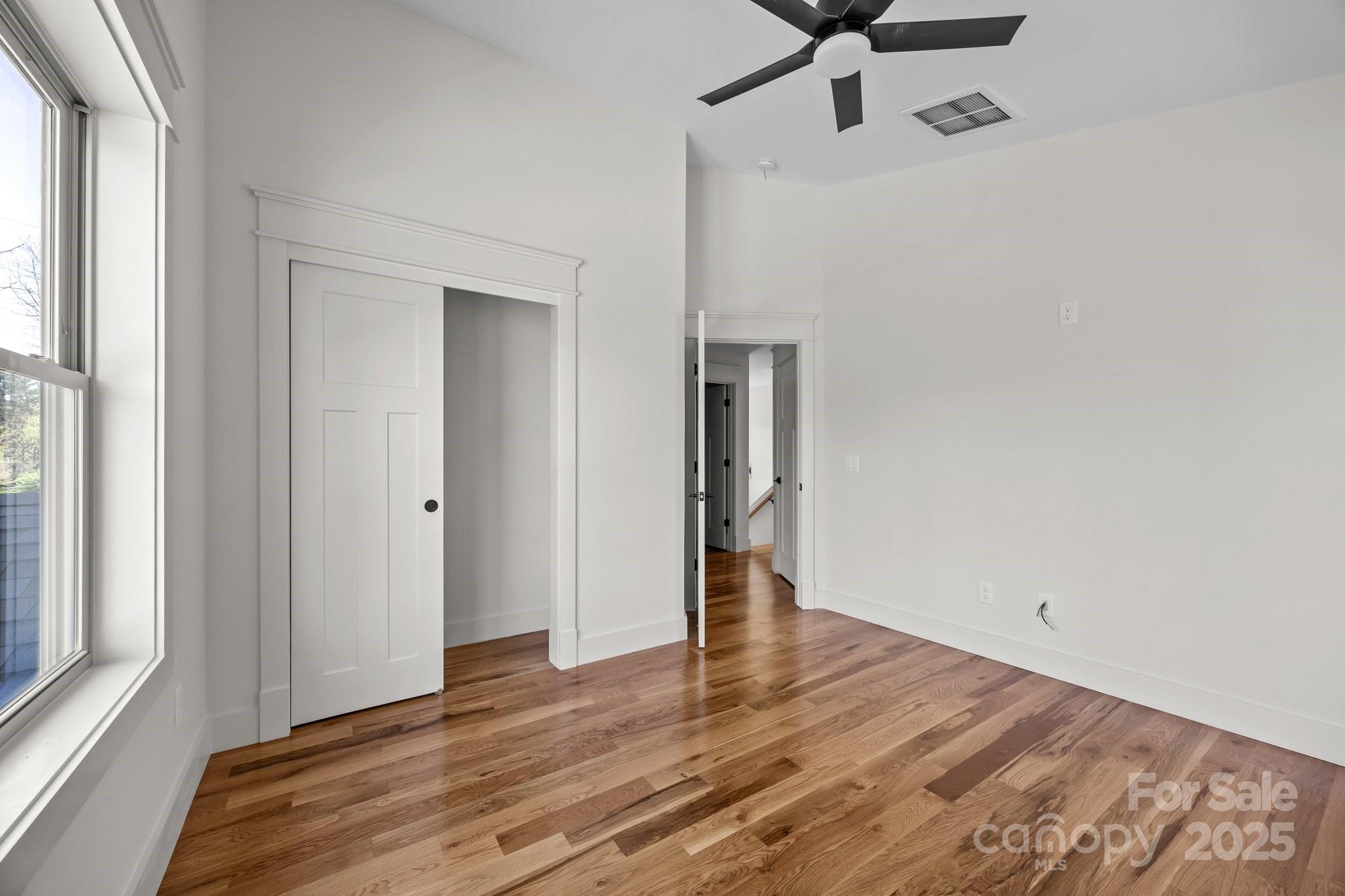 93 Glendale Avenue Asheville NC 28803