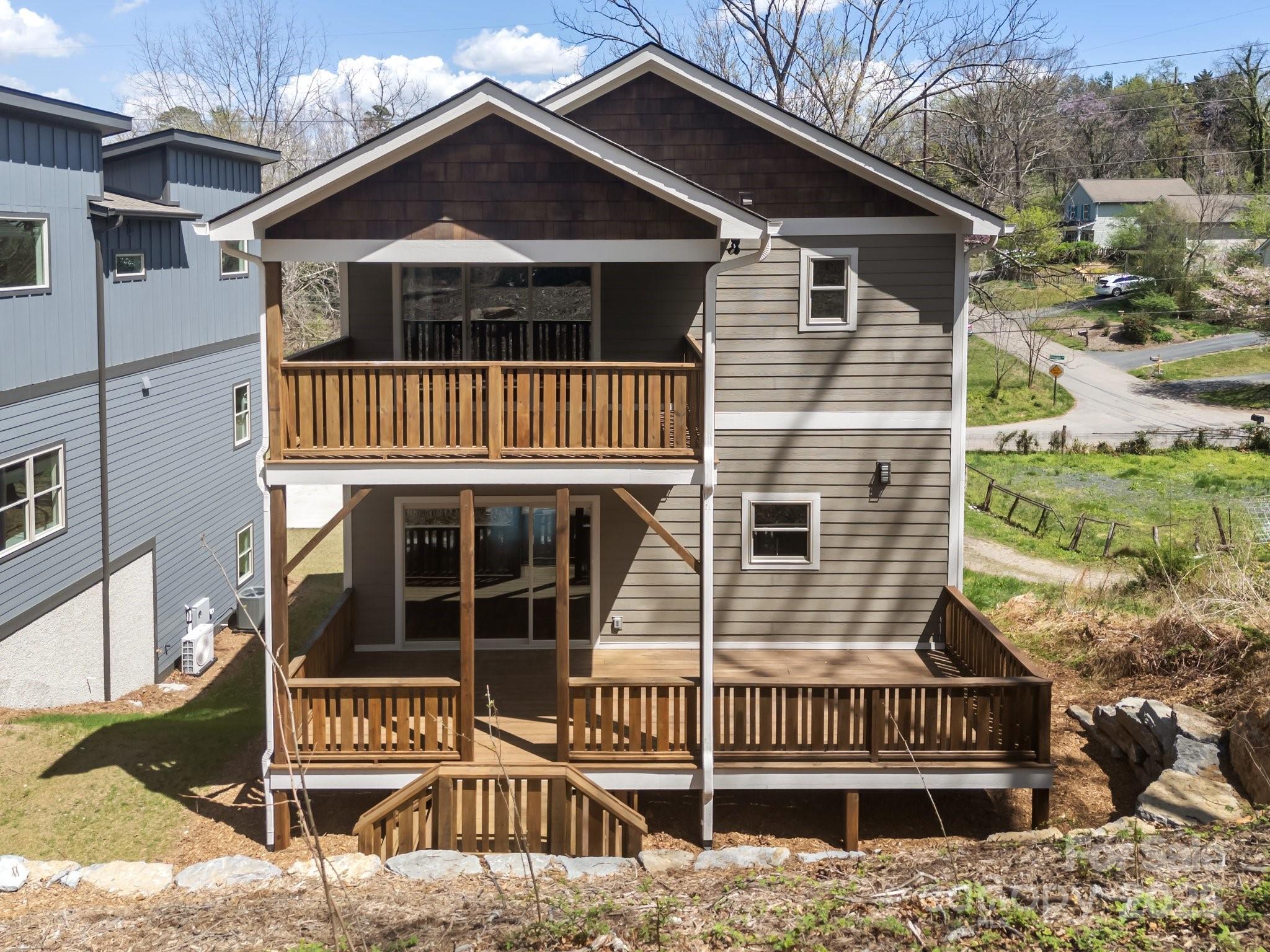 93 Glendale Avenue Asheville NC 28803