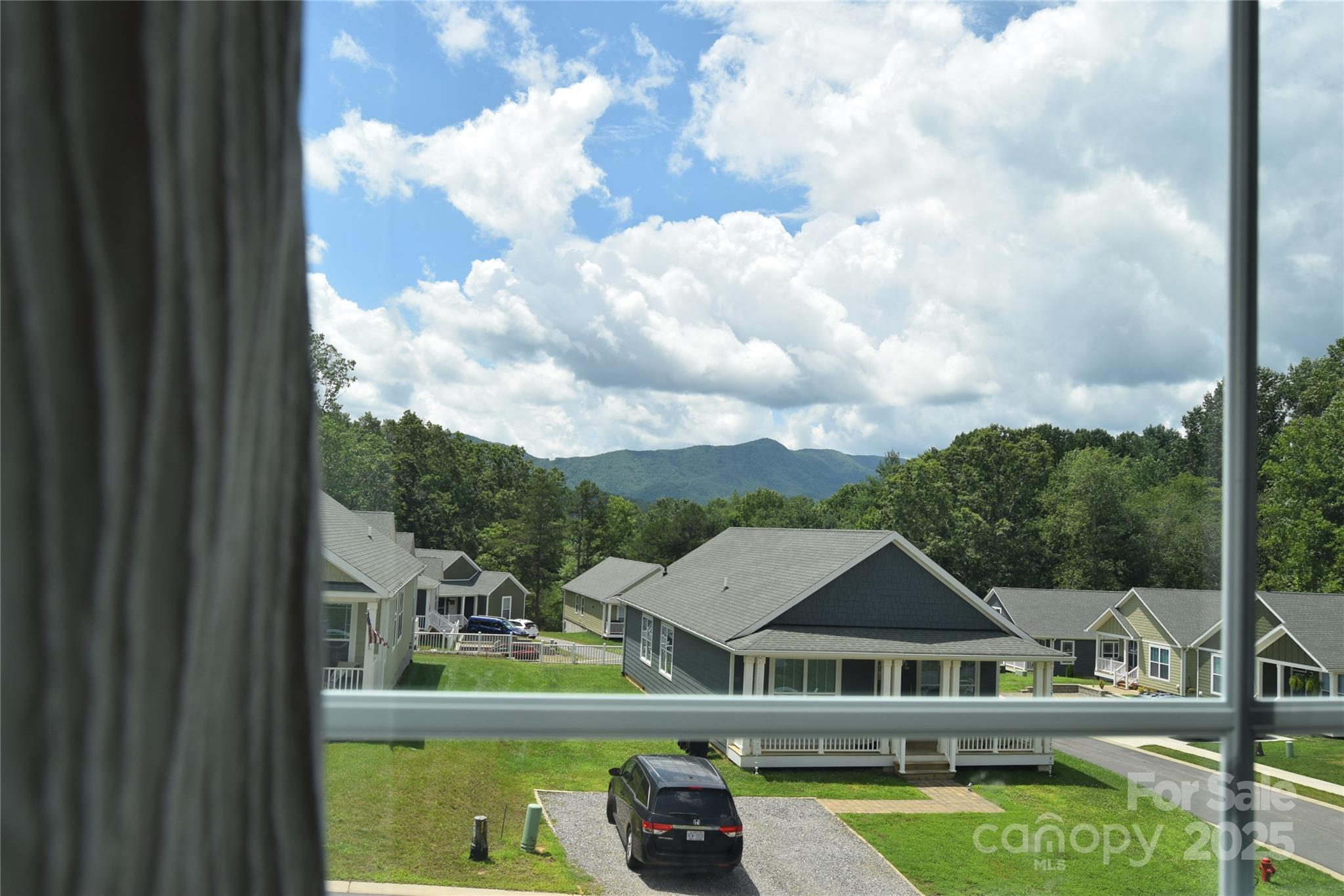 1102 Blueview Drive Black Mountain NC 28711