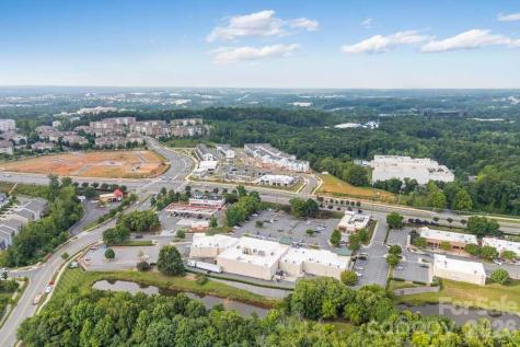 2147 Hawksworth Lane Charlotte NC 28262