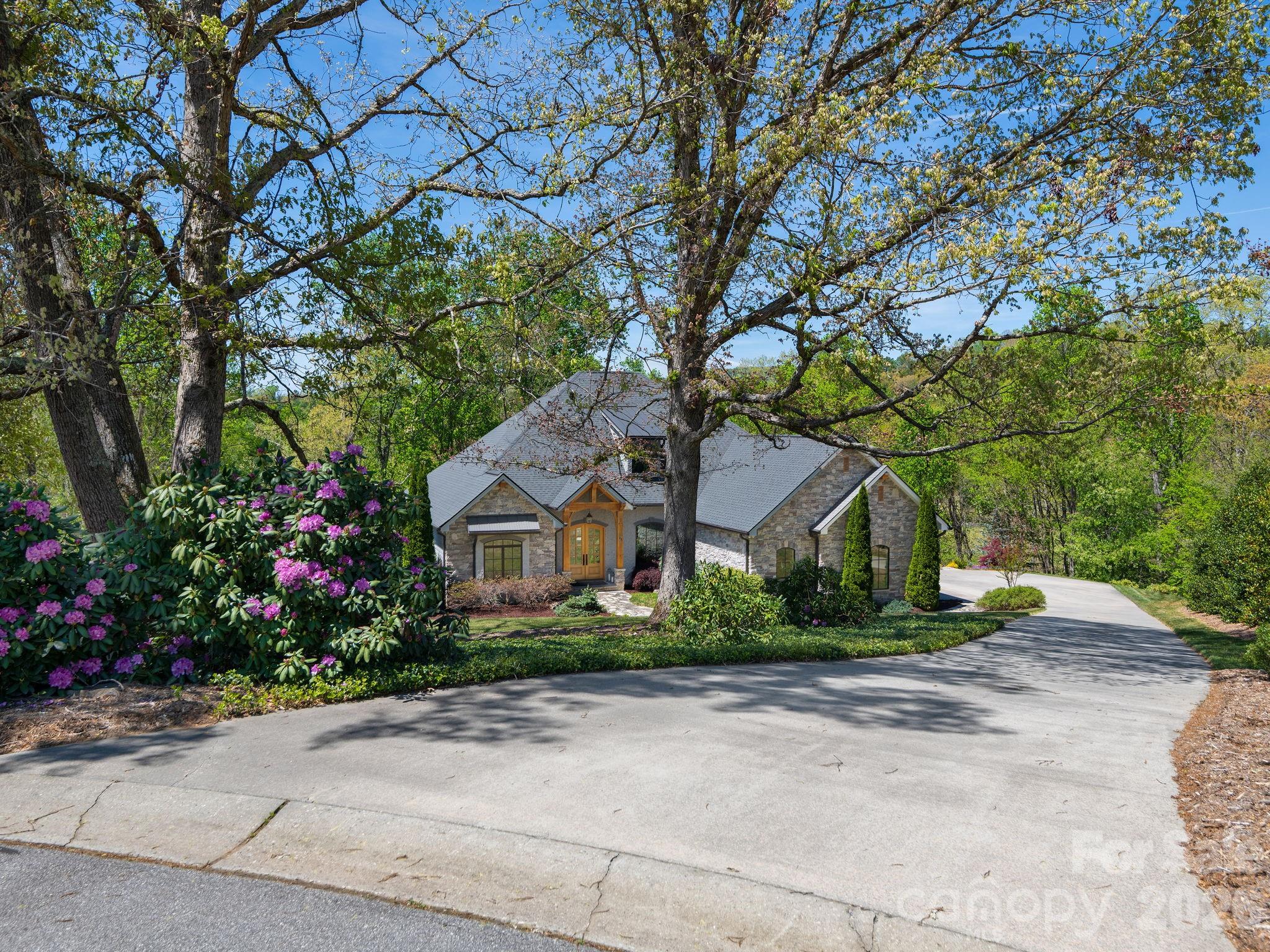 28 Falling Star Court Fletcher NC 28732