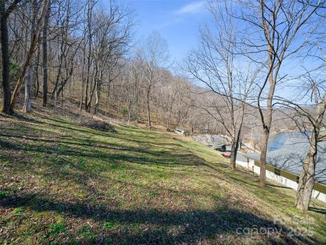 427 Johnson Cemetery Road Bakersville NC 28705