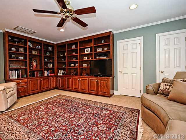 9409 Lochmeade Lane Matthews NC 28105