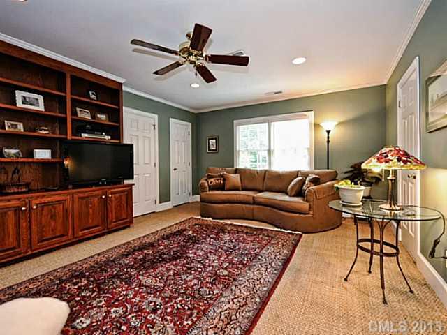 9409 Lochmeade Lane Matthews NC 28105