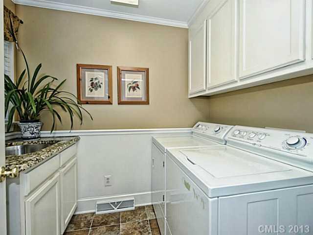 9409 Lochmeade Lane Matthews NC 28105