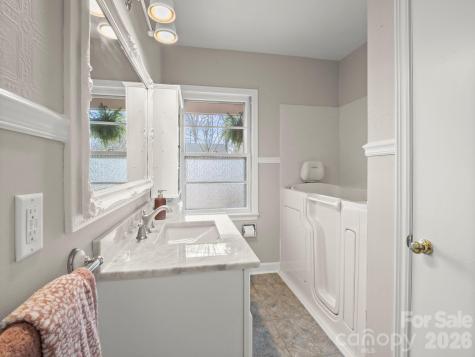 204 Fernwood Drive Rutherfordton NC 28139