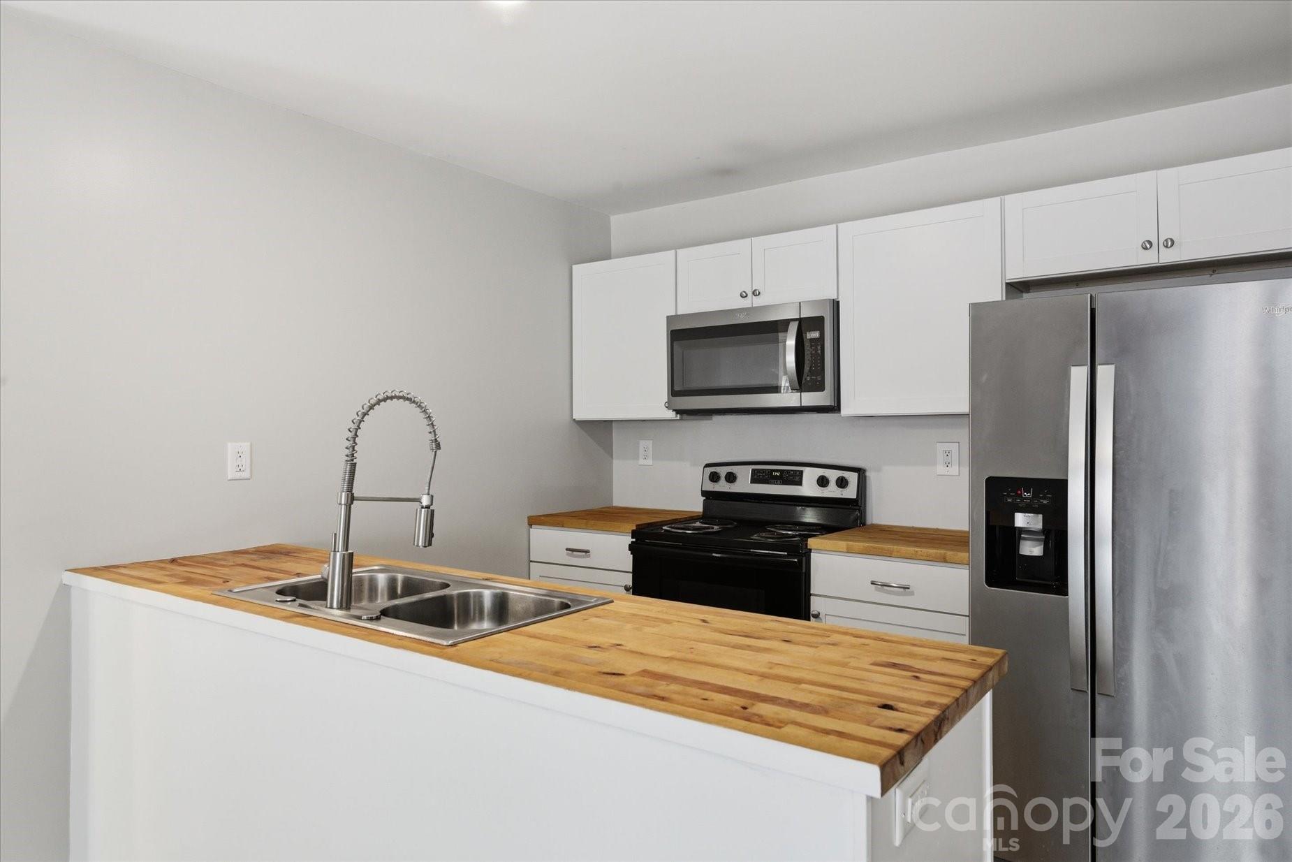 106 Central Avenue Swannanoa NC 28778