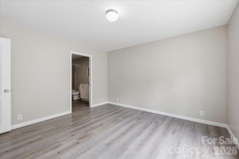 106 Central Avenue Swannanoa NC 28778