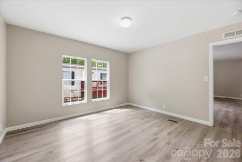 106 Central Avenue Swannanoa NC 28778
