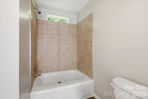 106 Central Avenue Swannanoa NC 28778
