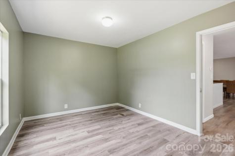 106 Central Avenue Swannanoa NC 28778